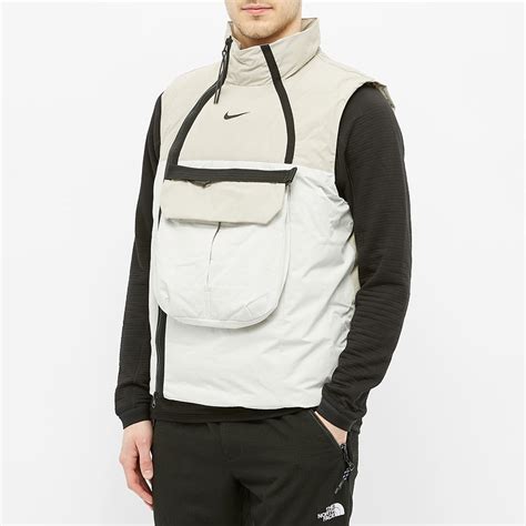 nike tech vest maat s|Nike tech utility vest.